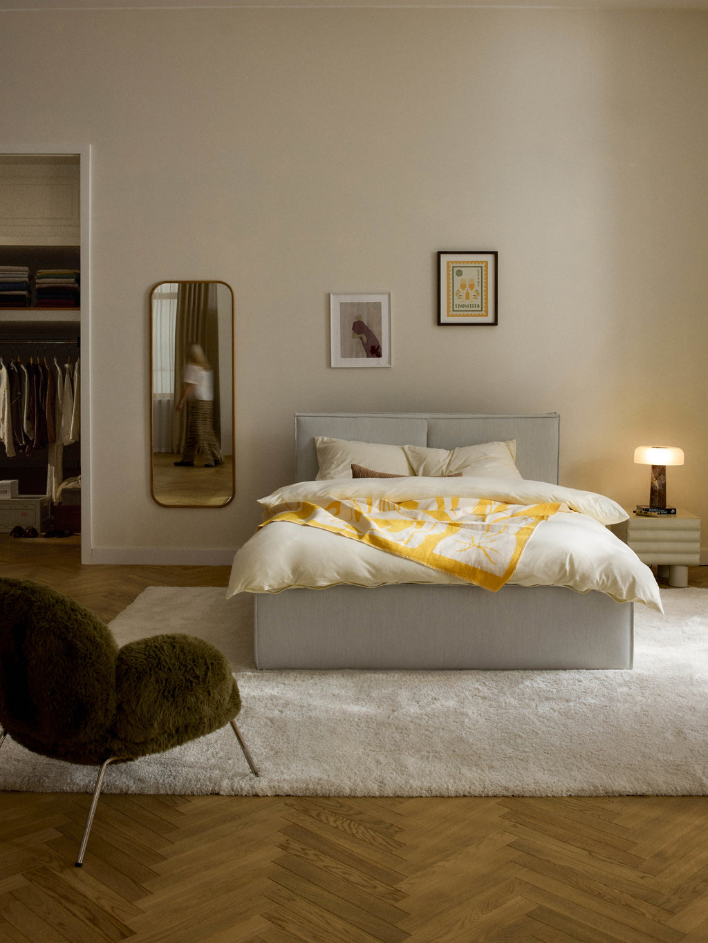 Dream Upholstered Bed