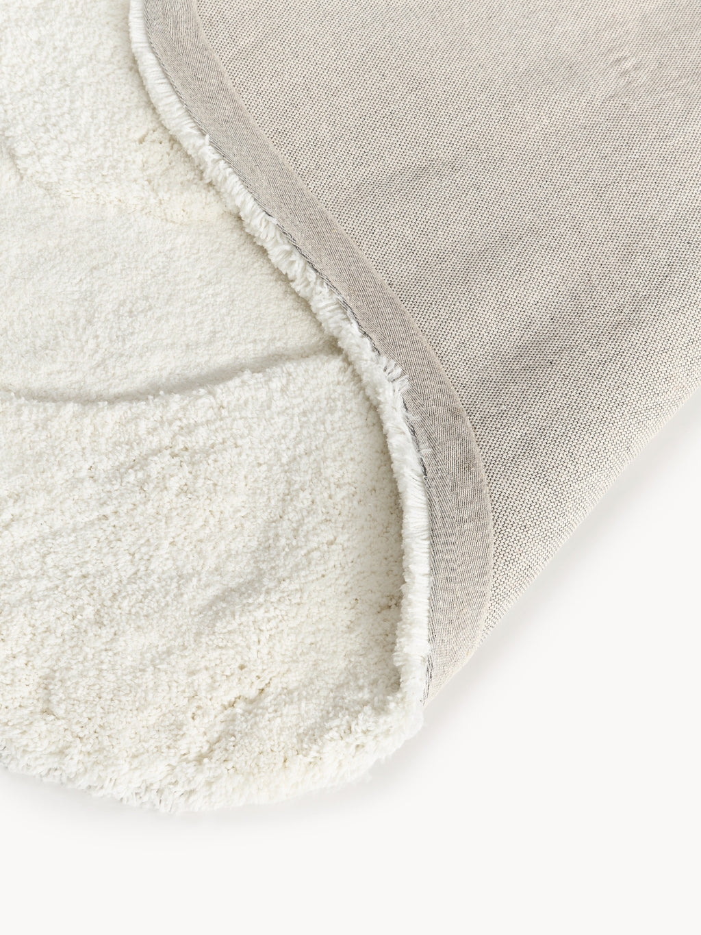 Kyla Organic-Shaped High-Low Rug