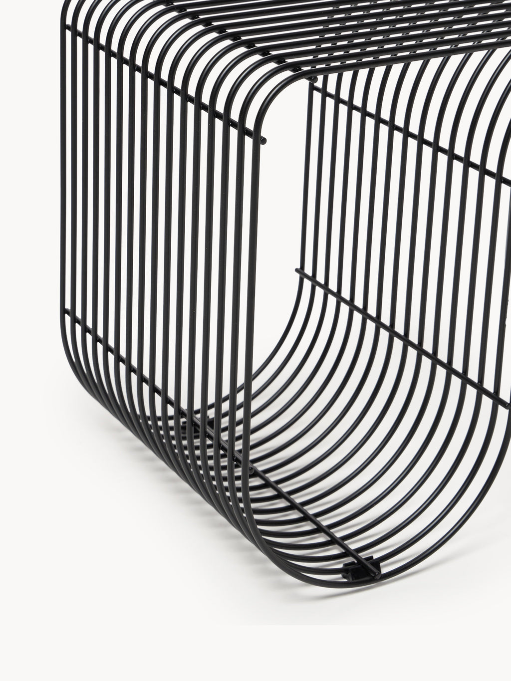 Curva Metal Bench