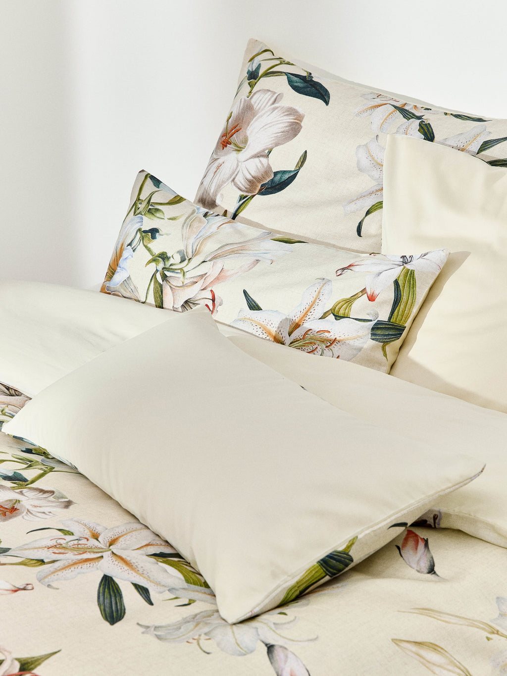 Gallery image 1 - Cotton Sateen Duvet Cover Flori with Floral Print
