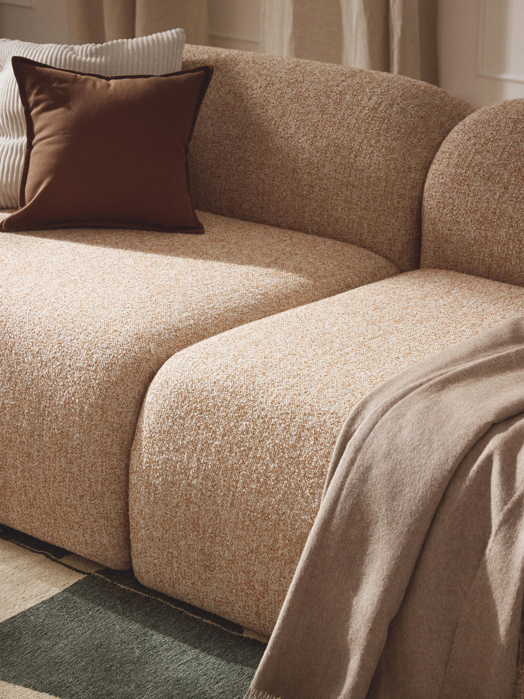 Wolke Modular Bouclé Sofa (4-seater)