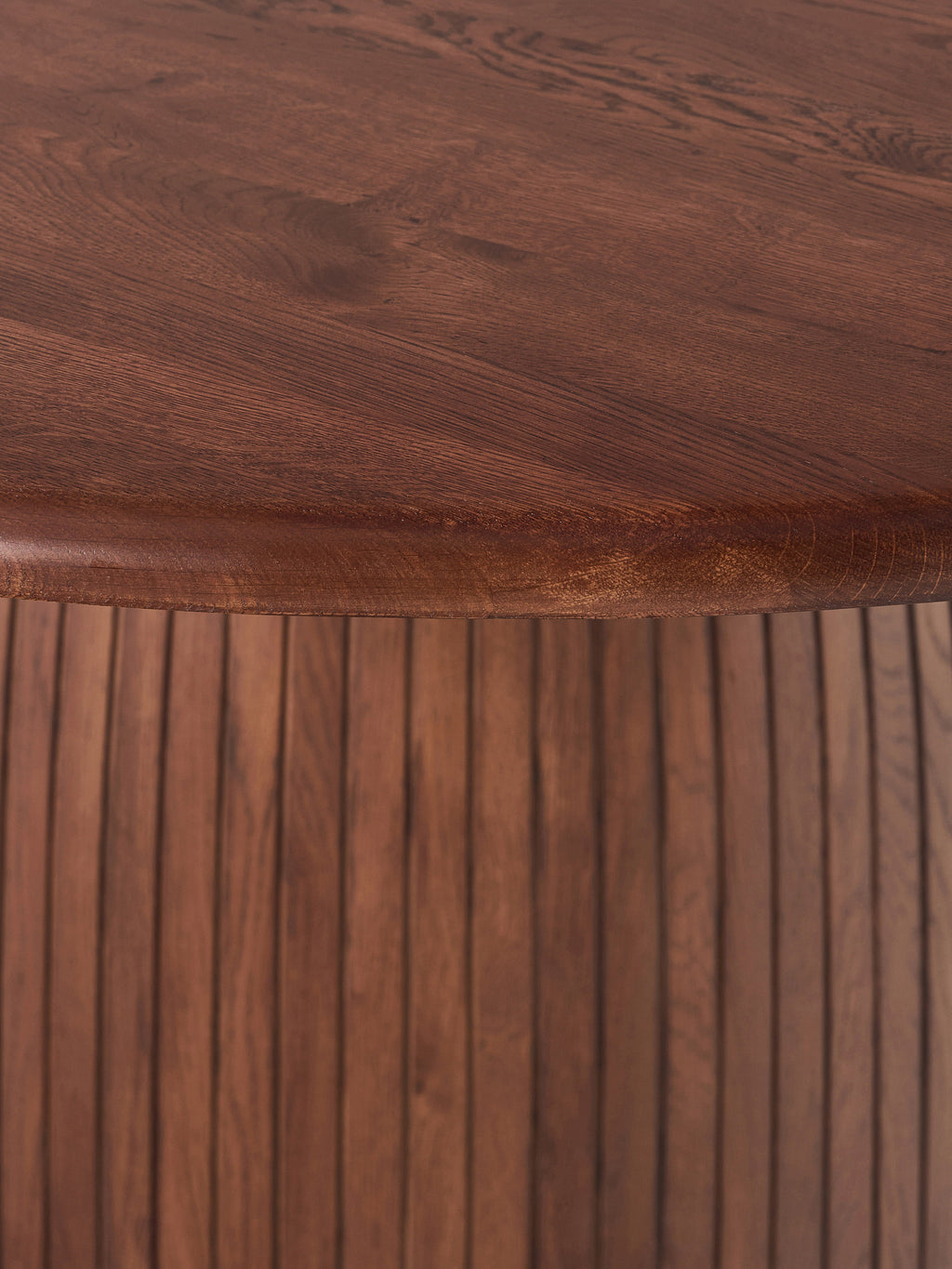 Nelly Round Dining Table with Groove Structure, in various sizes