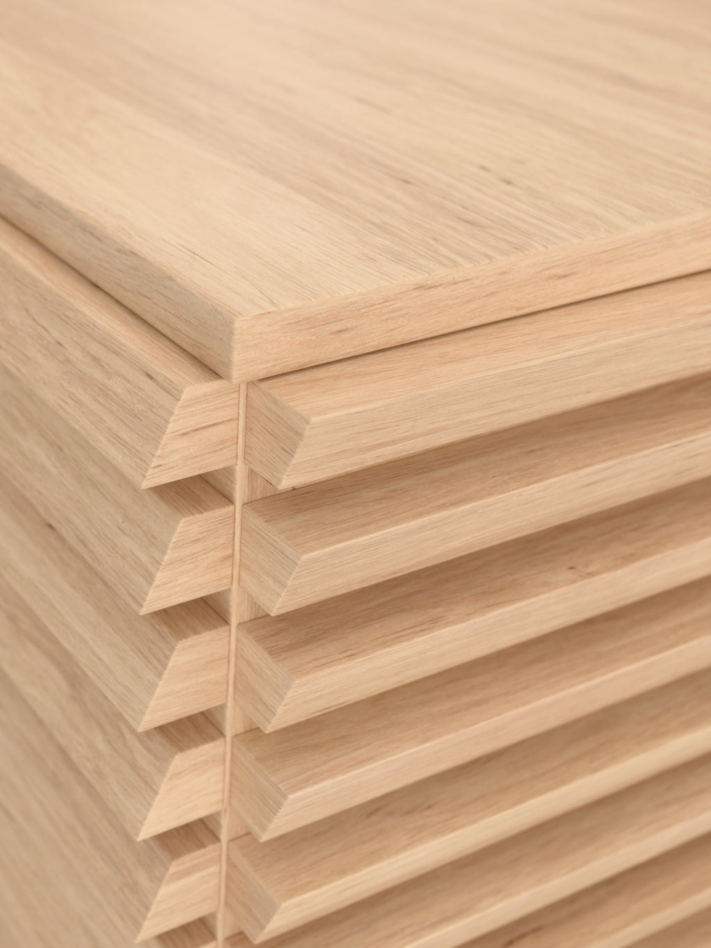 Pierce Oak Wood Dresser