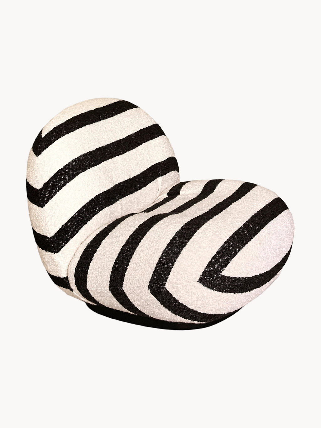 Pacha Swivel Lounge Chair