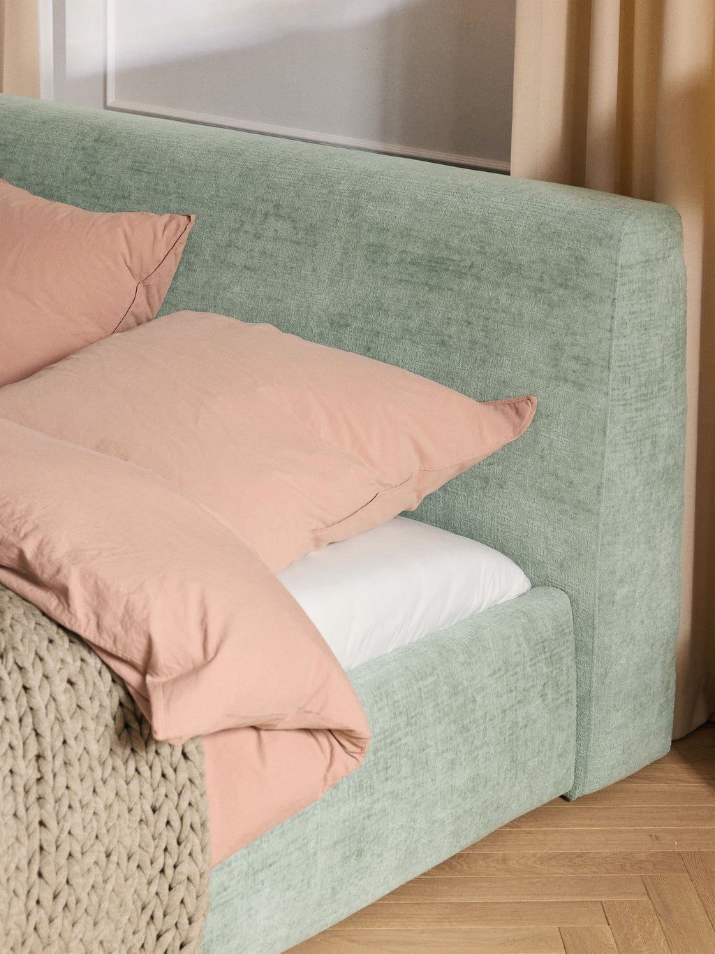 Cloud Upholstered Bed with Storage