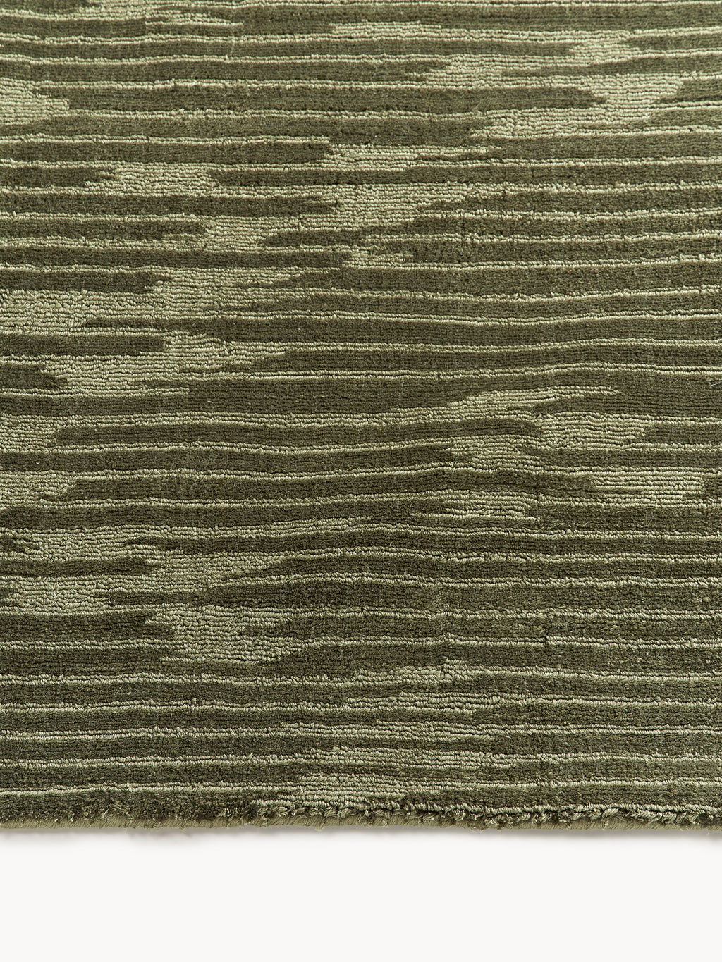Oriana Hand-Woven Lyocell Rug