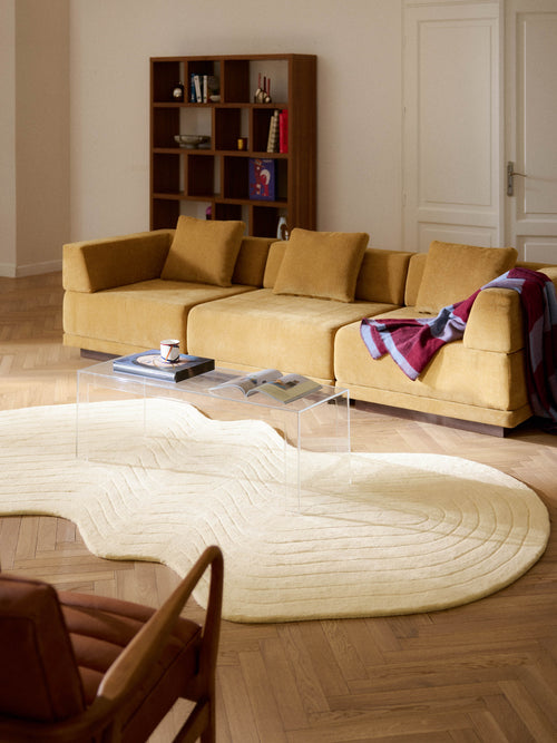Aliza Organic-Shaped Hand-Tufted Wool Rug
