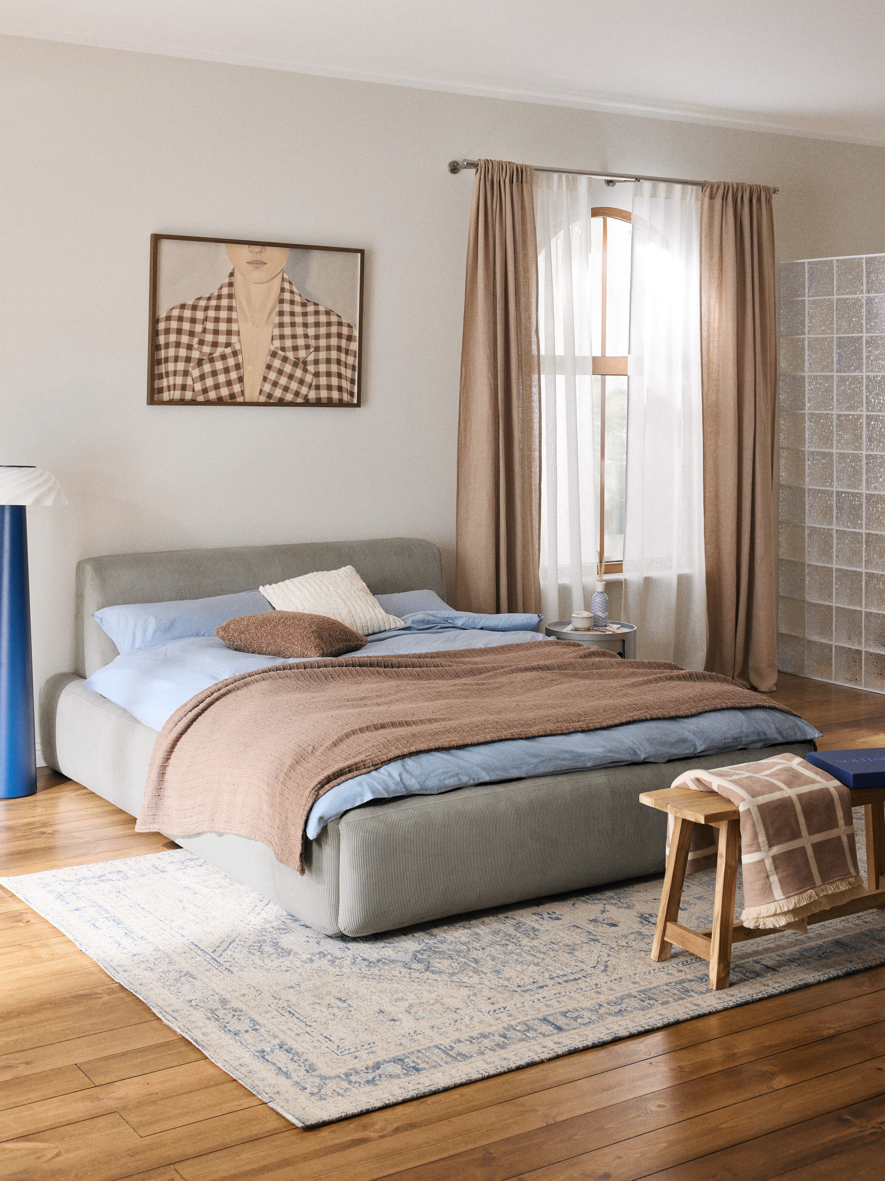 Melva Upholstered Bed