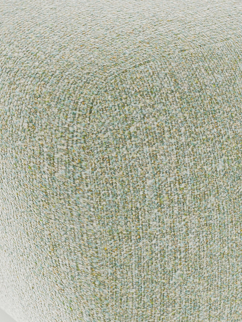 Wolke Oval Bouclé Ottoman