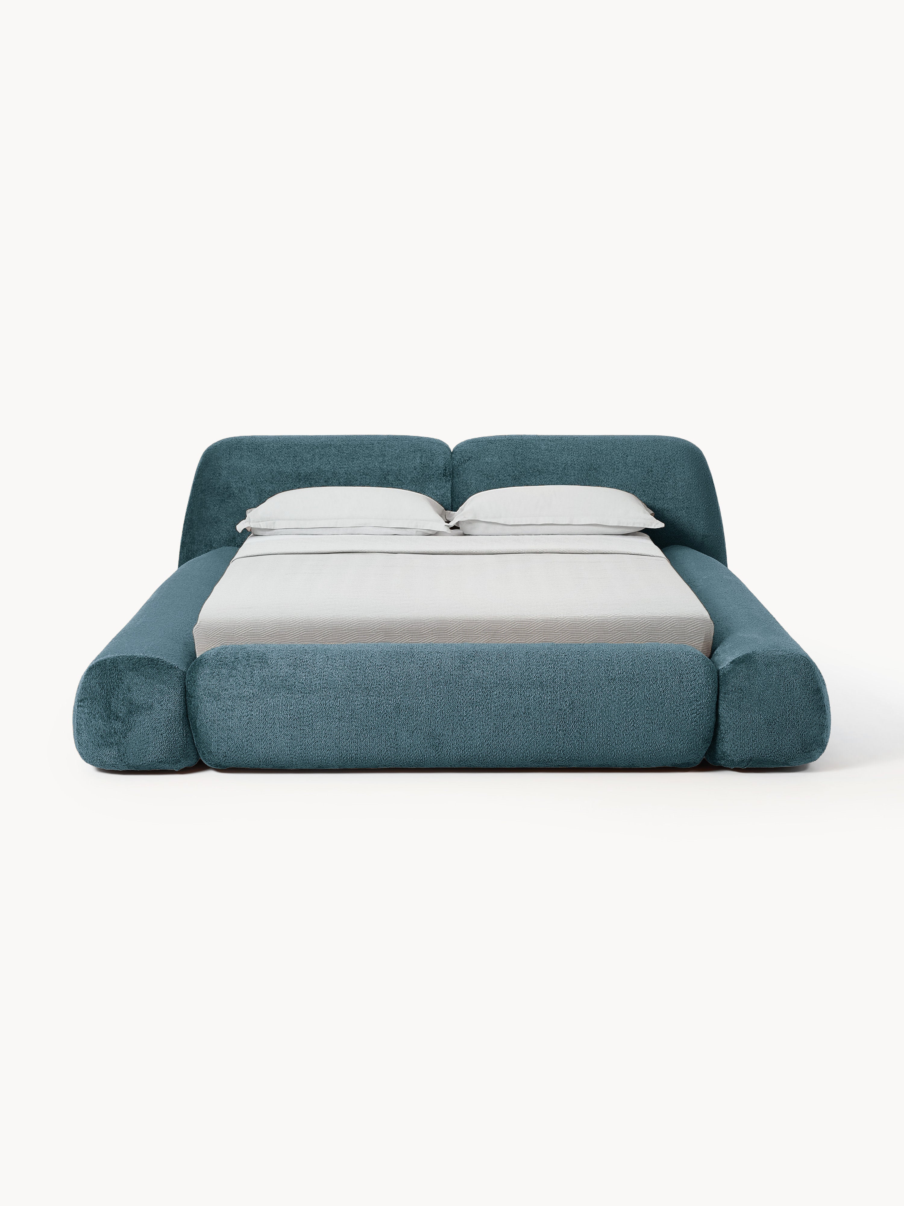 Wolke Upholstered Teddy Bouclé Bed