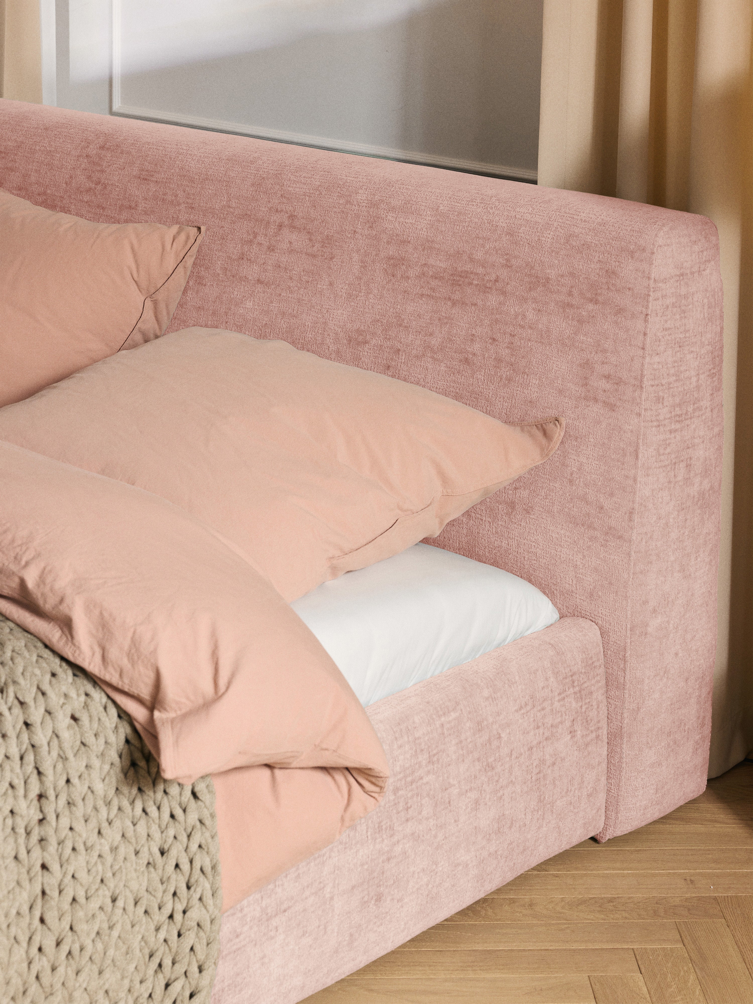 Cloud Upholstered Bed with Storage