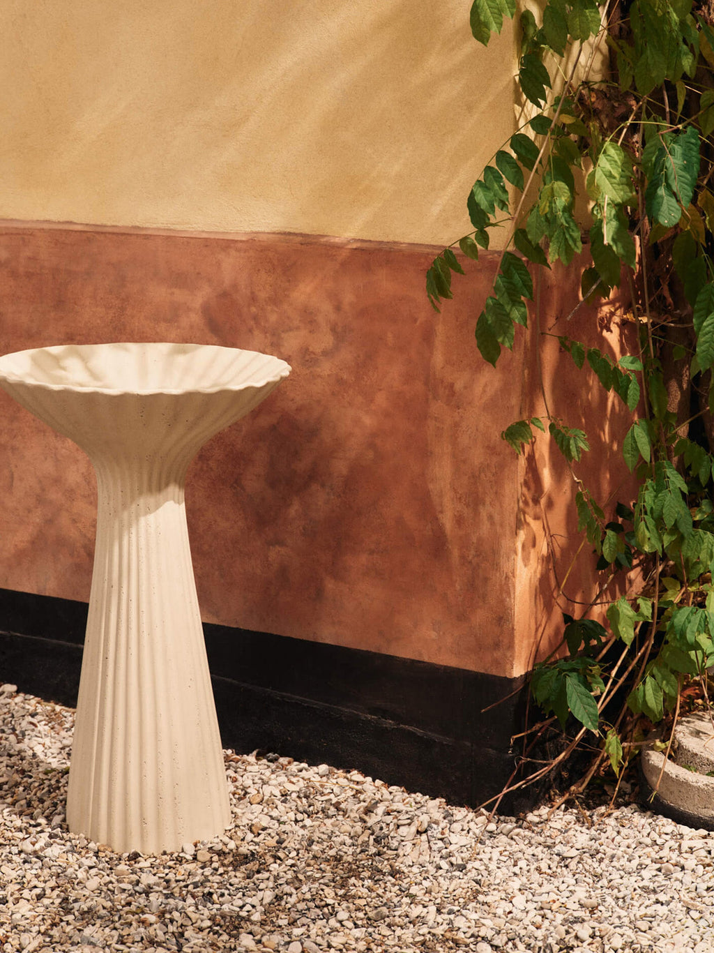 Fountain Pedestal Bowl